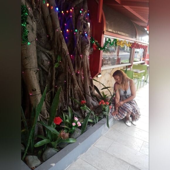 Button up skirt   - Picture 2 of 6